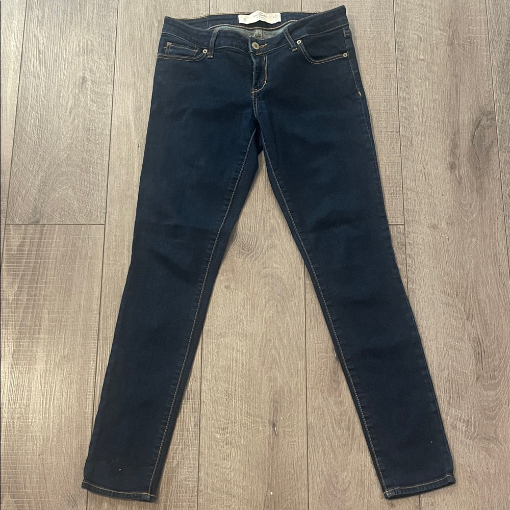 Abercrombie &Fitch dark blue skinny jeans
